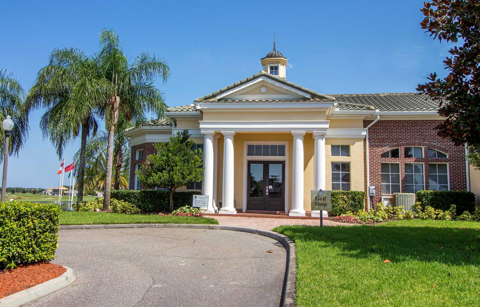 Legacy Park The Retreat Ellis Exclusive Villas