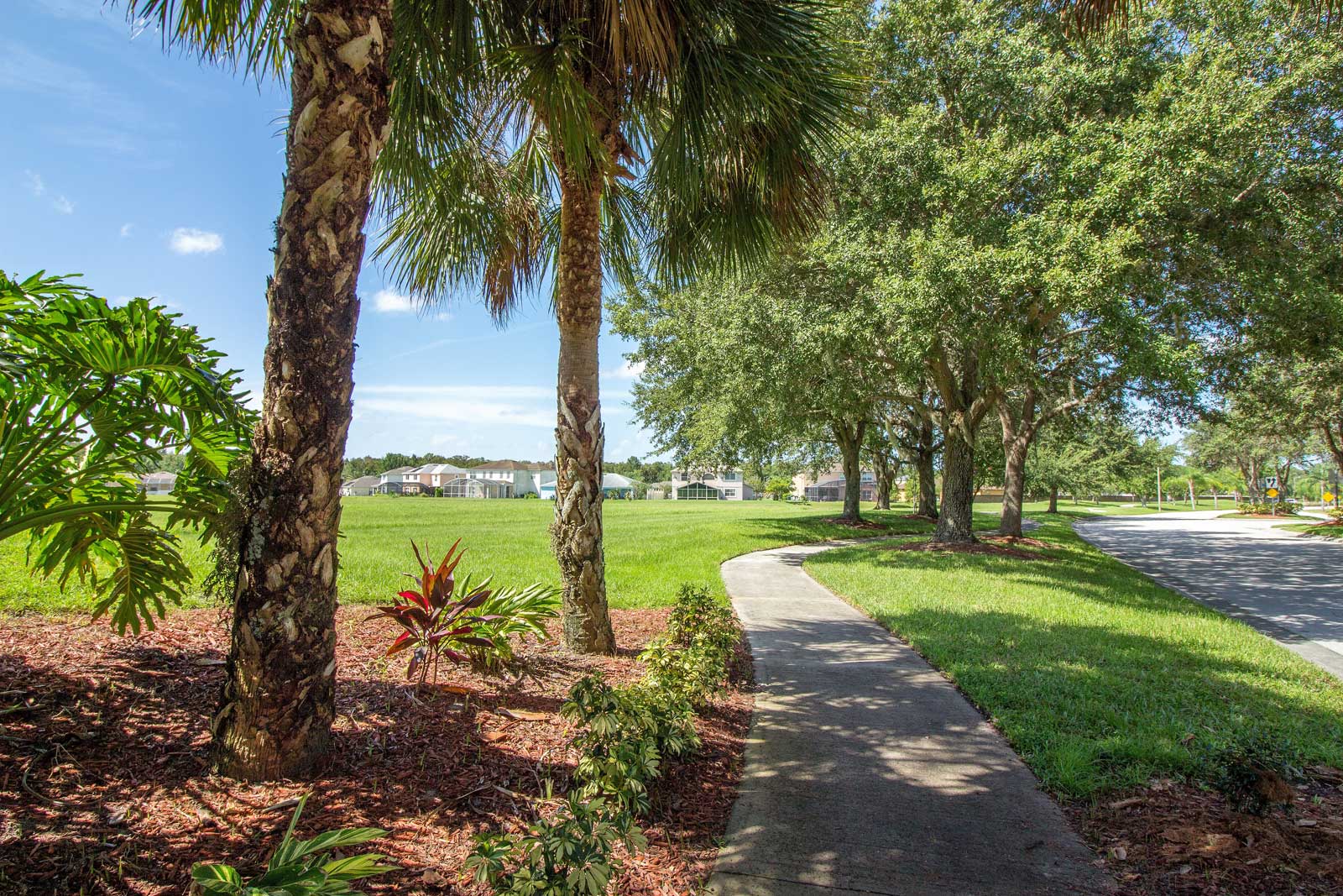 Crescent Lakes Ellis Exclusive Villas